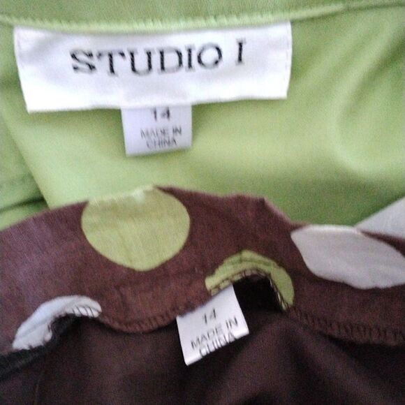 Studio One Two Piece Set - Picture 7 of 10